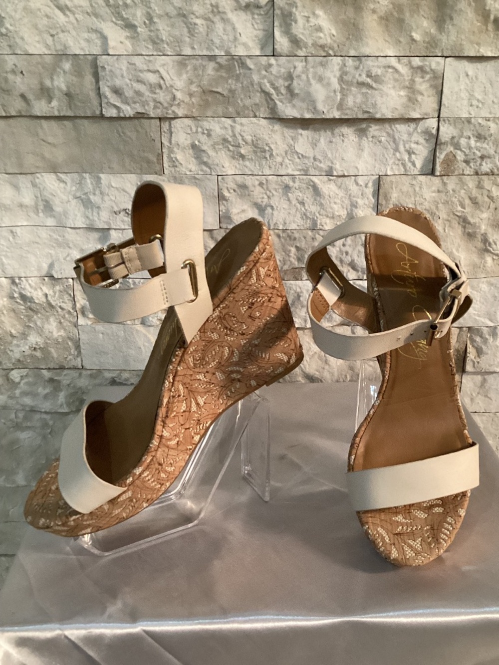 Arturo Chiang 'Paulline” Sandal